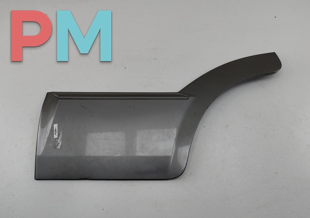 молдинг двери задней левой Hyundai Terracan 1 поколение 2001, 2.9 л., дизель, МКПП, серый, внедорожник 5 дв. - фото №1