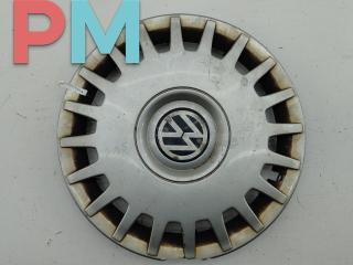 колпак колесный Volkswagen Golf 4 поколение 2000, 1.4 л., бензин, МКПП, серый, хетчбэк 5 дв., 1J0601147