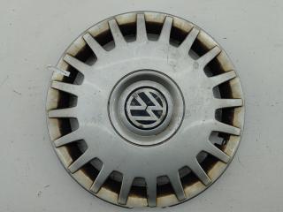 колпак колесный Volkswagen Golf-4 2000, 1.4 л., бензин, МКПП, серый, хетчбэк 5 дв., 1J0601147