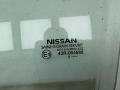 стекло двери передней левой Nissan Tiida C11 [рестайлинг] 2010, 1.6 л., бензин, МКПП, белый, хетчбэк 5 дв. - фото №2