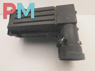 корпус воздушного фильтра Volkswagen Passat B6 2006, 2.0 л., дизель, МКПП, чёрный, универсал, 3C0129607AG