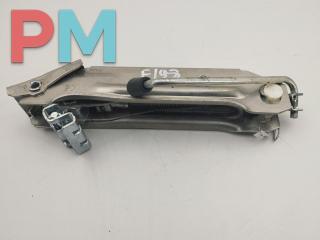 домкрат Volkswagen Passat B5 1997, 2.3 л., бензин, МКПП, зелёный, седан, 8L0011031A