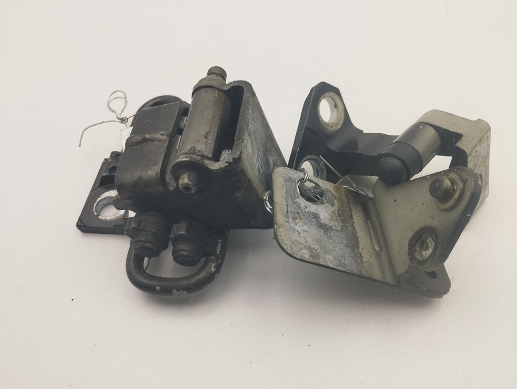 петля двери Volkswagen Passat B6 2005, чёрный, универсал, 3C9833411, 3C4833401