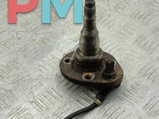 Цапфа задняя (ось ступицы) Volkswagen Golf 3 поколение 1998, 1.9 л., дизель, МКПП, белый, универсал