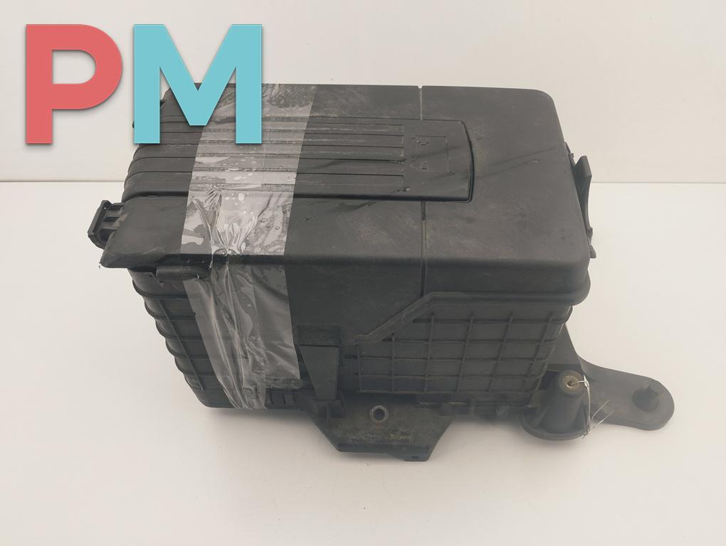 Кожух аккумулятора (короб АКБ) Skoda Octavia mk2 (A5 1Z) 2005, 1.9 л., дизель, МКПП, чёрный, универсал, 1K0915333 - фото №1