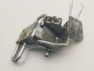 петля двери Volkswagen Passat B5+ (GP) 2003, серый, седан, 4B0831411