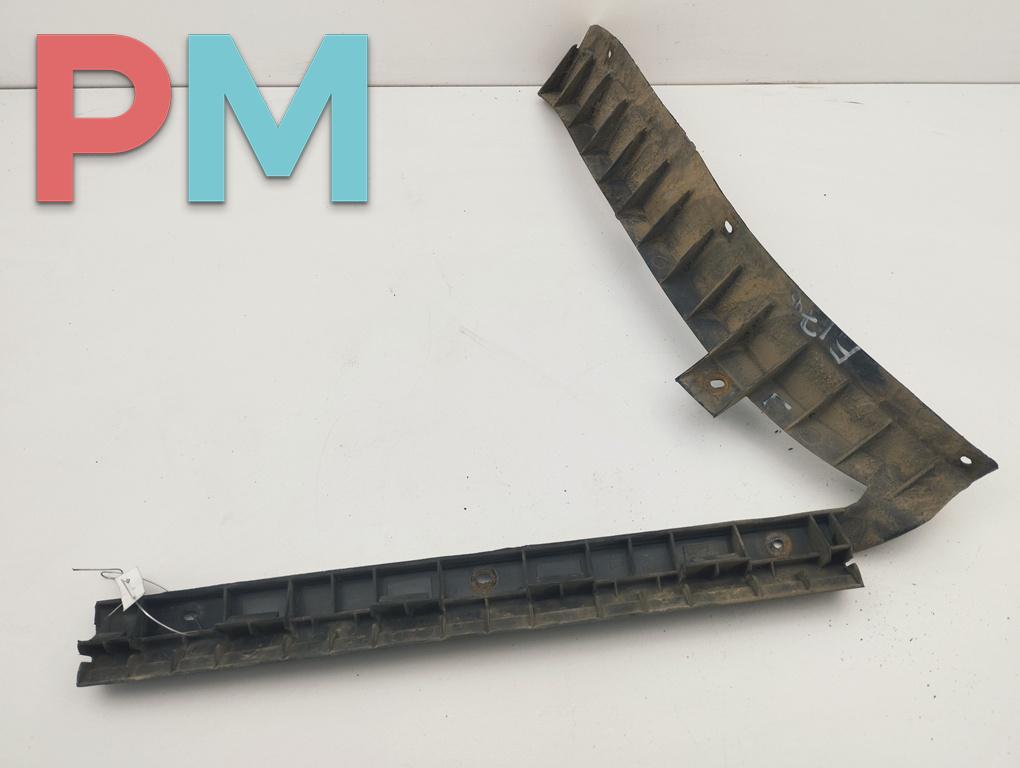 кронштейн заднего бампера Volkswagen Passat B5 1997, 1.9 л., дизель, МКПП, серый, седан, 3B5807393A - фото №1