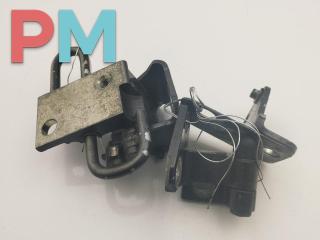 петля двери Volkswagen Passat B6 2005, чёрный, универсал