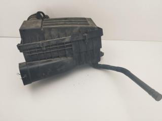 корпус воздушного фильтра Volkswagen Passat B6 2008, 2.0 л., дизель, МКПП, серый, универсал, 3C0129607