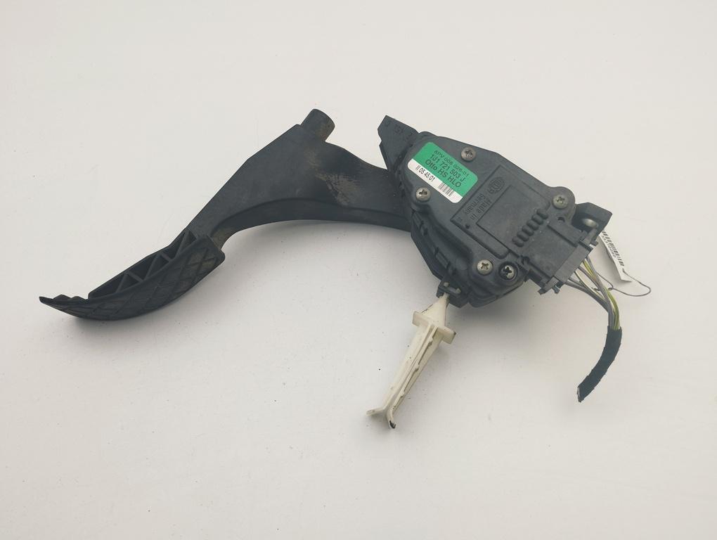 педаль Volkswagen Bora 2001, 1.6 л., бензин, МКПП, серый, универсал, 1J1721503J
