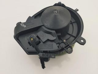 моторчик печки Volkswagen Passat B5+ (GP) 2001, 1.9 л., дизель, МКПП, синий, универсал, 8D1820021