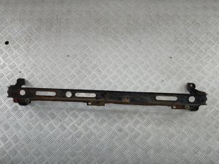 балка под радиатор Ford Focus 2 поколение 2006, 1.6 л., i, бензин, МКПП, красный, универсал