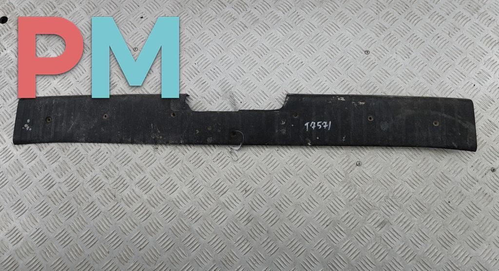 накладка декоративная Volkswagen Transporter T4 2000, 2.5 л., дизель, МКПП, белый, микроавтобус, 705863487A - фото №1