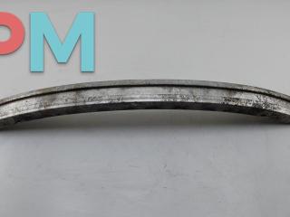 усилитель бампера переднего Volkswagen Passat B5 1997, 2.3 л., бензин, МКПП, зелёный, седан