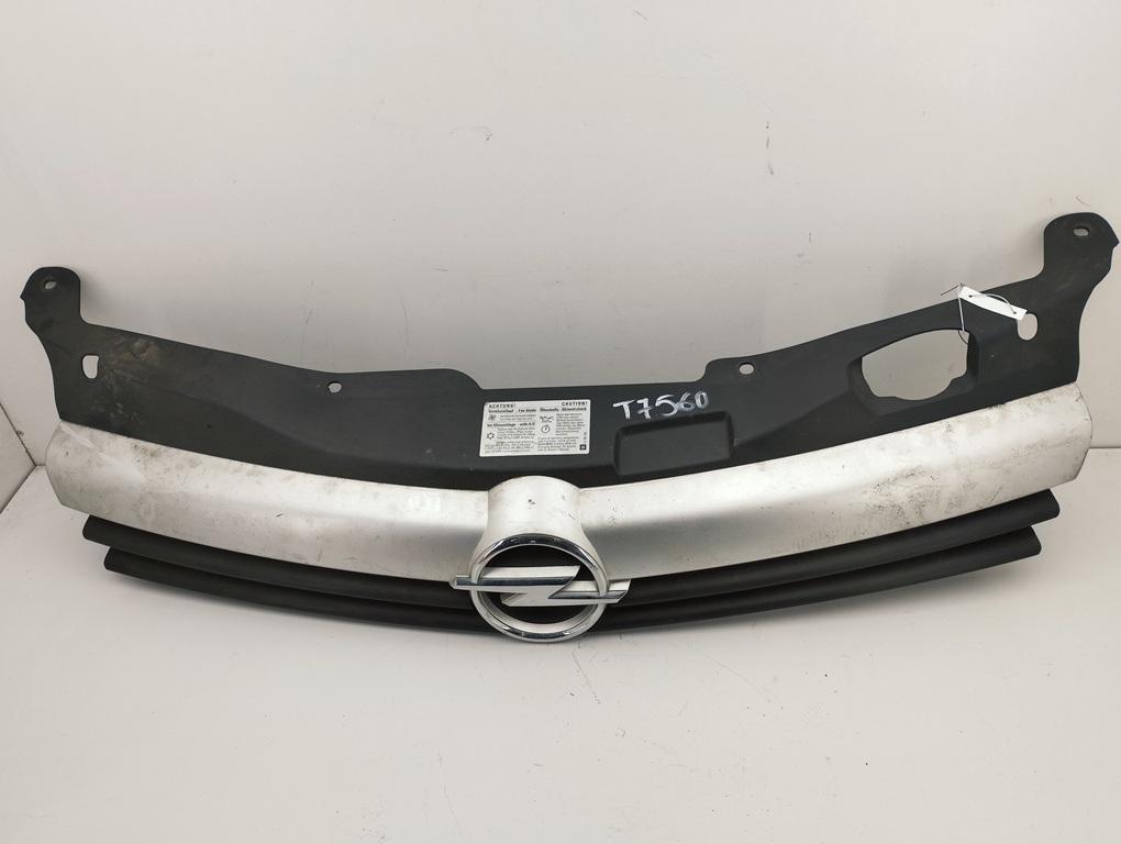 решетка радиатора Opel Astra H 2005, серый, универсал, 13108463