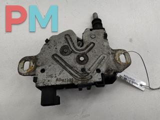 замок капота Ford Focus 2 поколение [рестайлинг] 2007, 1.6 л., i, бензин, МКПП, красный, кабриолет, 3M51AB
