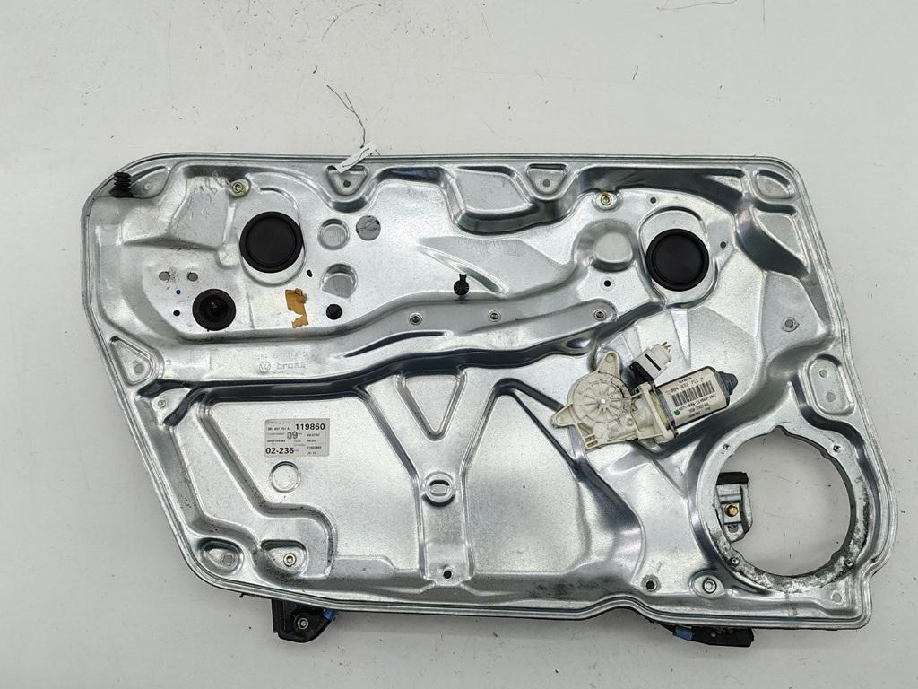 стеклоподъемник электрический передний левый Volkswagen Passat B5 1997, 1.6 л., бензин, МКПП, красный, универсал, 3B4837751A - фото №1