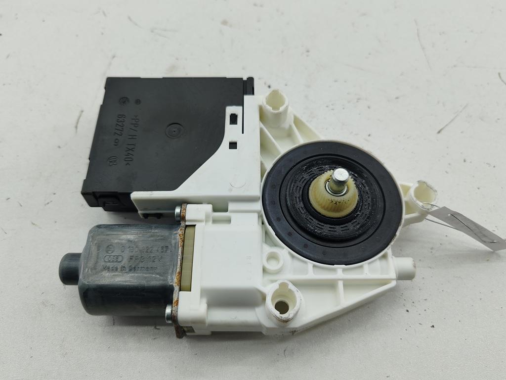 моторчик стеклоподъемника передний правый Volkswagen Tiguan 2008, 1.4 л., бензин, МКПП, белый, внедорожник 5 дв., 1K0959792Q