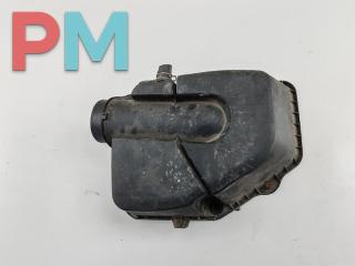 корпус воздушного фильтра Honda CR-V 2 поколение 2002, 2.0 л., бензин, МКПП, чёрный, внедорожник 5 дв.