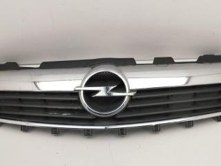 решетка радиатора Opel Zafira 2 поколение (B) 2006, серый, минивэн, 13157590
