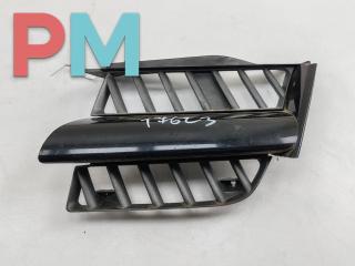 решетка радиатора Mitsubishi Outlander 1 поколение 2004, чёрный, внедорожник 5 дв., MN175977
