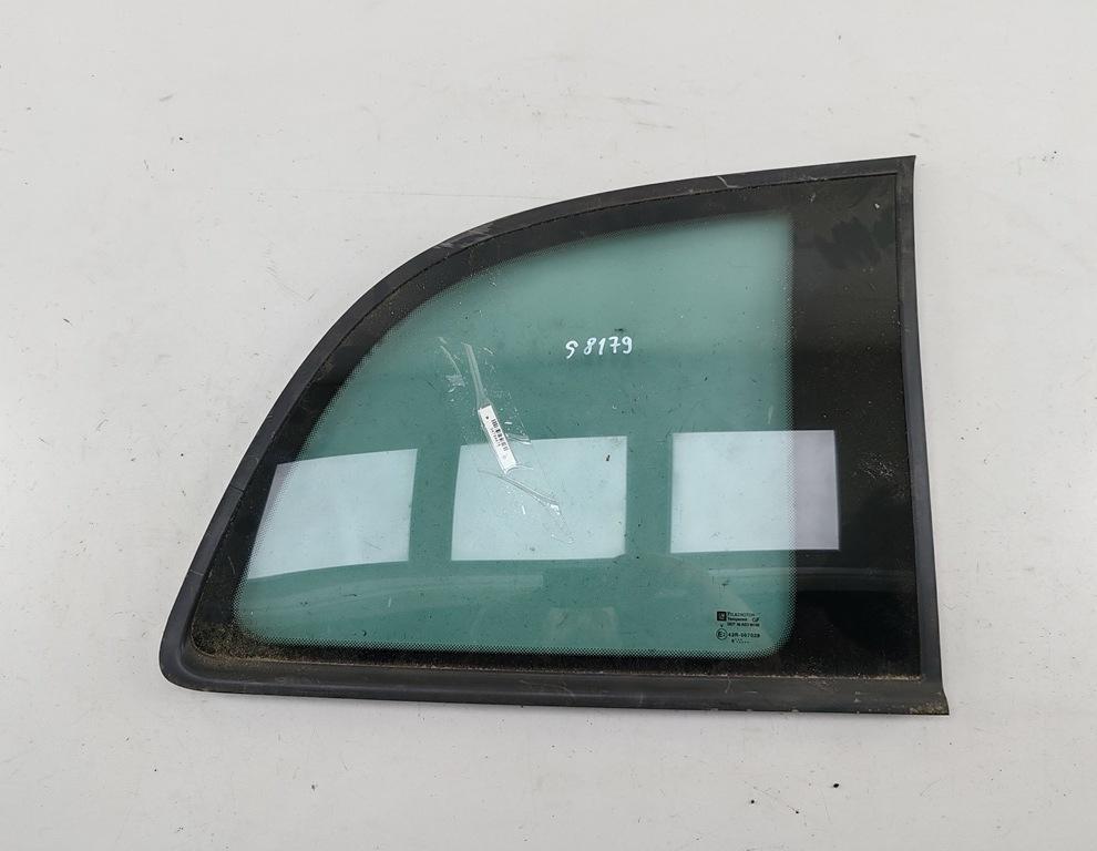 стекло (иные) Opel Zafira A 2000, 1.8 л., бензин, МКПП, красный, минивэн