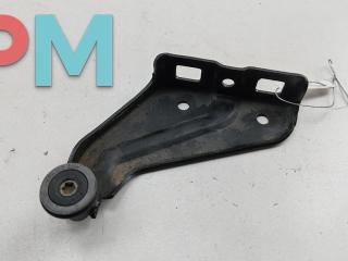 ролик двери сдвижной Opel Combo 3 поколение (C) [рестайлинг] 2008, 1.3 л., дизель, МКПП, красный, фургон, 09179778