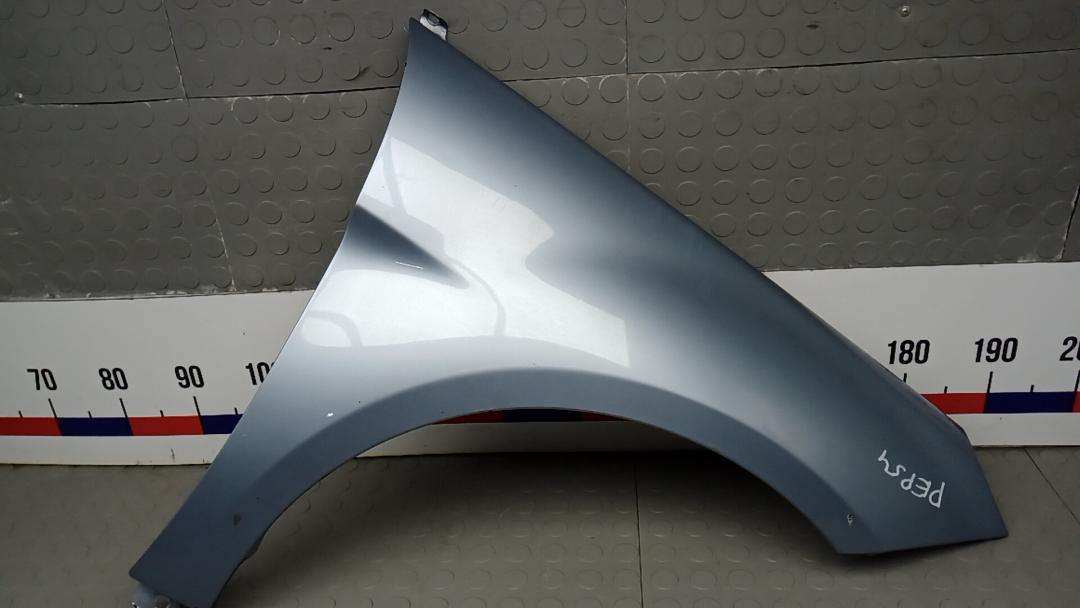 крыло переднее правое Mercedes-Benz B-Класс W245 2007, 2.0 л., D B180 CDI, дизель, АКПП, минивэн - фото №1