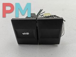 кнопка открытия багажника Ford Mondeo 3 поколение 2002, 2.0 л., бензин, МКПП, синий, универсал, 1S7T19B514
