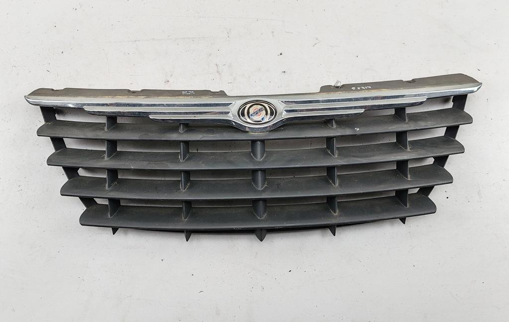 решетка радиатора Chrysler Voyager 2005, серый, минивэн, 04857982AA