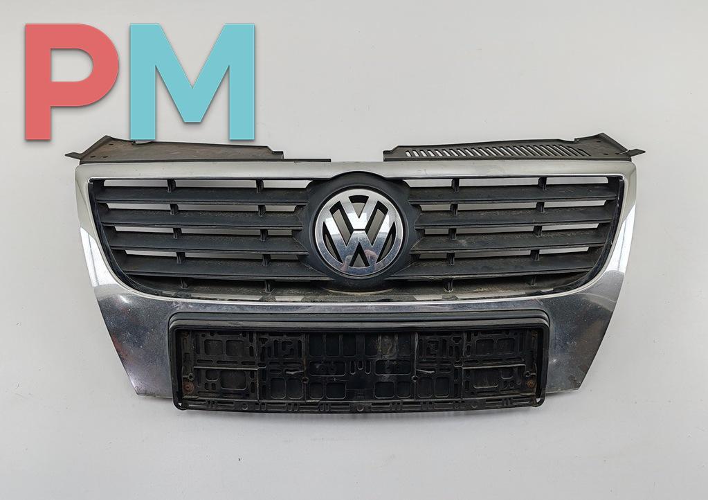 решетка радиатора Volkswagen Passat B6 2006, чёрный, универсал, 3C0853651.3C0853651B - фото №1
