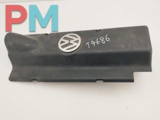декоративная крышка двигателя Volkswagen Passat B5 1997, 1.6 л., бензин, МКПП, красный, универсал, 06B103935