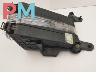 Кожух аккумулятора (короб АКБ) Volkswagen Passat B6 2006, 2.0 л., дизель, МКПП, чёрный, универсал, 1K0915333