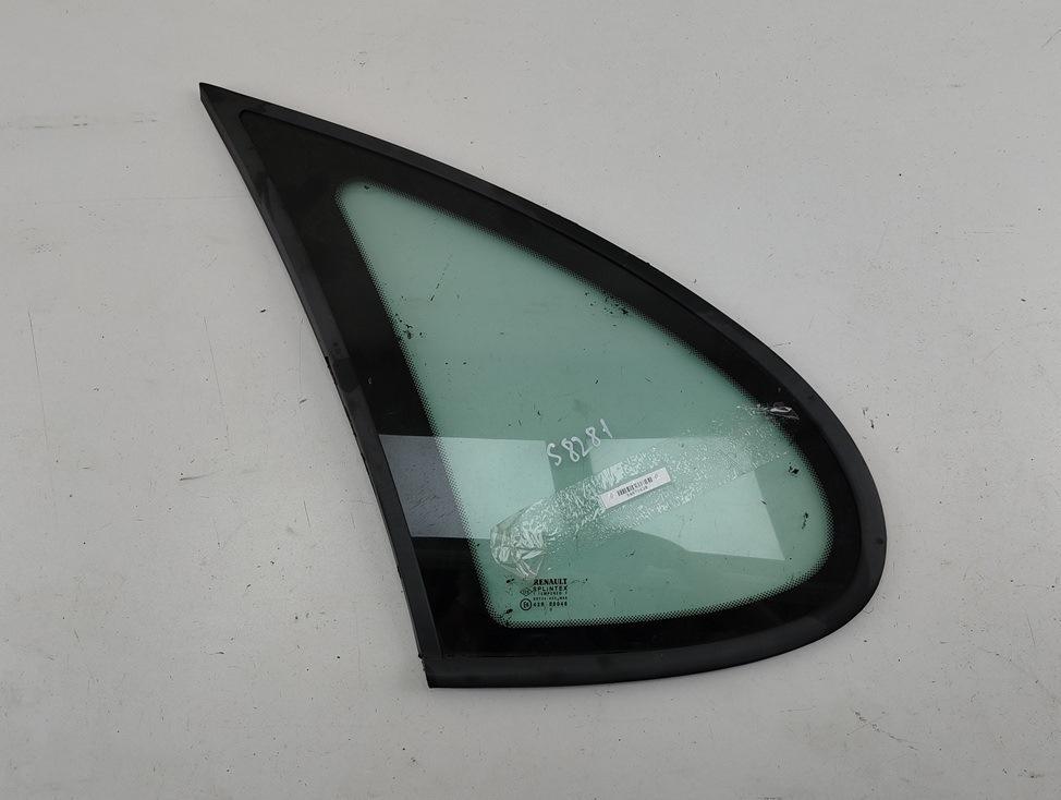 стекло (иные) Renault Scenic 1 поколение 1998, 1.6 л., бензин, МКПП, зелёный, минивэн - фото №1