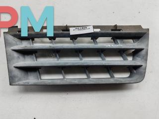 заглушка (решетка) в бампер Renault Scenic 2 поколение 2003, 2.0 л., бензин, МКПП, серый, минивэн, 8200140330