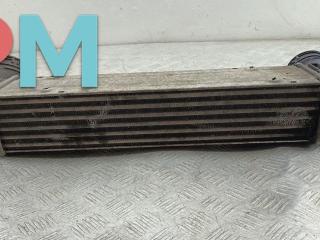 радиатор интеркулера BMW 3 серия E90/E91/E92/E93 2006, 3.0 л., дизель, АКПП, чёрный, седан, 7789333