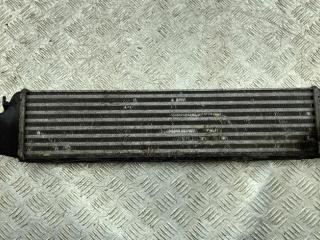 радиатор интеркулера BMW 3 E46 2003, 2.0 л., дизель, МКПП, чёрный, седан, 7789793