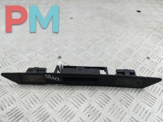 накладка подсветки номера Audi A4 B7 2005, 2.0 л., дизель, АКПП, синий, универсал, 8P4827574