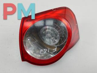 фонарь задний правый Volkswagen Passat B6 2006, 2.0 л., дизель, МКПП, чёрный, универсал, 3C9645096C
