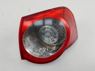 фонарь задний правый Volkswagen Passat B6 2006, 2.0 л., дизель, МКПП, чёрный, универсал, 3C9645096C