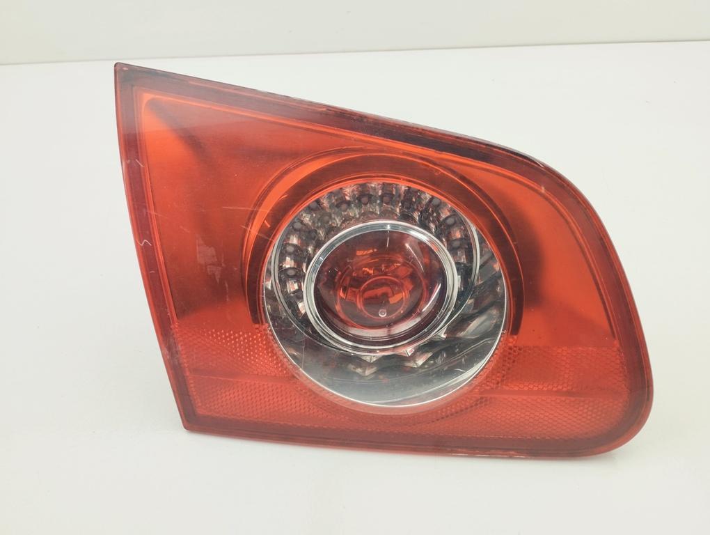 фонарь крышки багажника левый Volkswagen Passat B6 2006, 2.0 л., дизель, МКПП, чёрный, универсал, ZSB3C994509308S
