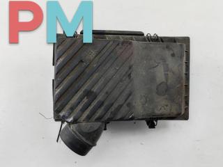корпус воздушного фильтра Volkswagen Passat B4 1995, 1.8 л., бензин, МКПП, красный, универсал, 3A0129607