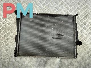 радиатор охлаждения BMW 3 серия E46 2000, 1.9 л., бензин, МКПП, чёрный, седан