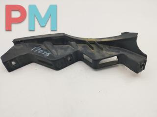 кронштейн переднего бампера Volkswagen Passat B6 2009, 2.0 л., дизель, АКПП, серый, универсал, 3C0807890