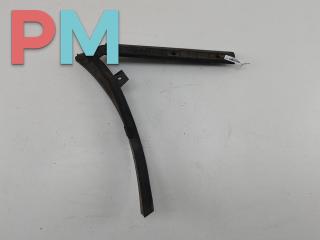 кронштейн заднего бампера Volkswagen Passat B5 1997, 1.6 л., бензин, МКПП, красный, универсал, 3B9807394R