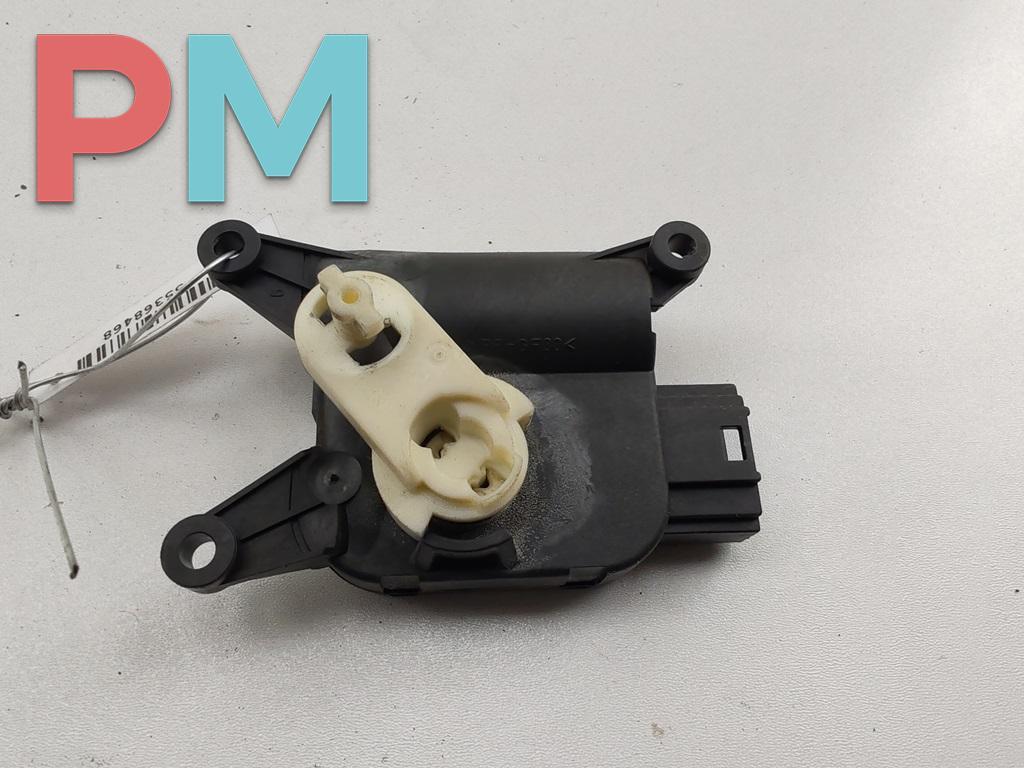 моторчик заслонки печки Volkswagen Passat B6 2007, 1.9 л., дизель, МКПП, чёрный, универсал, 3C0907511 - фото №1