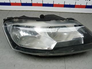 фара правая Skoda Rapid 1 поколение 2014, 1.6 л., дизель, МКПП, хетчбэк 5 дв.