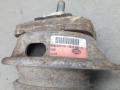 Подушка двигателя дизельная Land Rover Discovery 4 поколение 2009, 2.7 л., TD V6, дизель, АКПП, внедорожник 5 дв. - фото №4