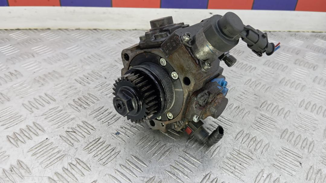ТНВД Nissan Qashqai 2 поколение 2016, 1.6 л., дизель, МКПП, внедорожник 5 дв., 0445010404, 167008960R - фото №1