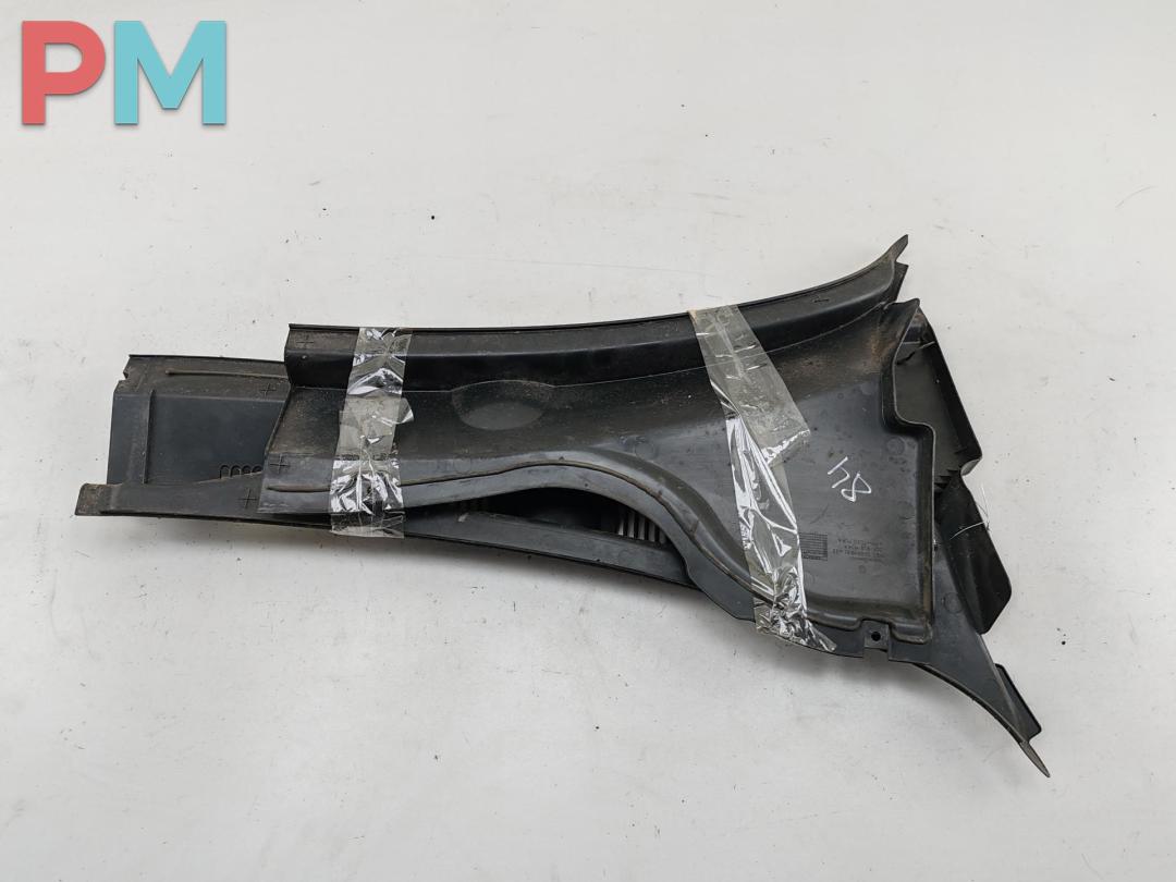 дождевик Volkswagen Passat B6 2005, 2.0 л., бензин, АКПП, чёрный, универсал, 3C1819404A, 3C1819103B - фото №1